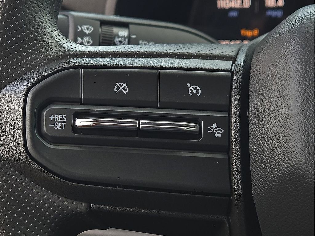 Used 2024 Chevrolet Colorado Trail Boss w/ Technology Package AWD/4WD image 18