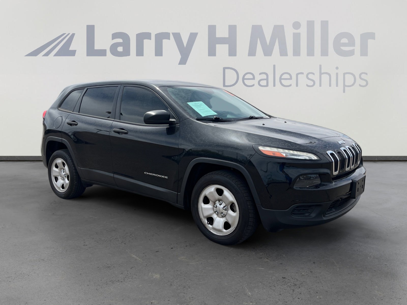 Used 2015 Jeep Cherokee Sport image 7