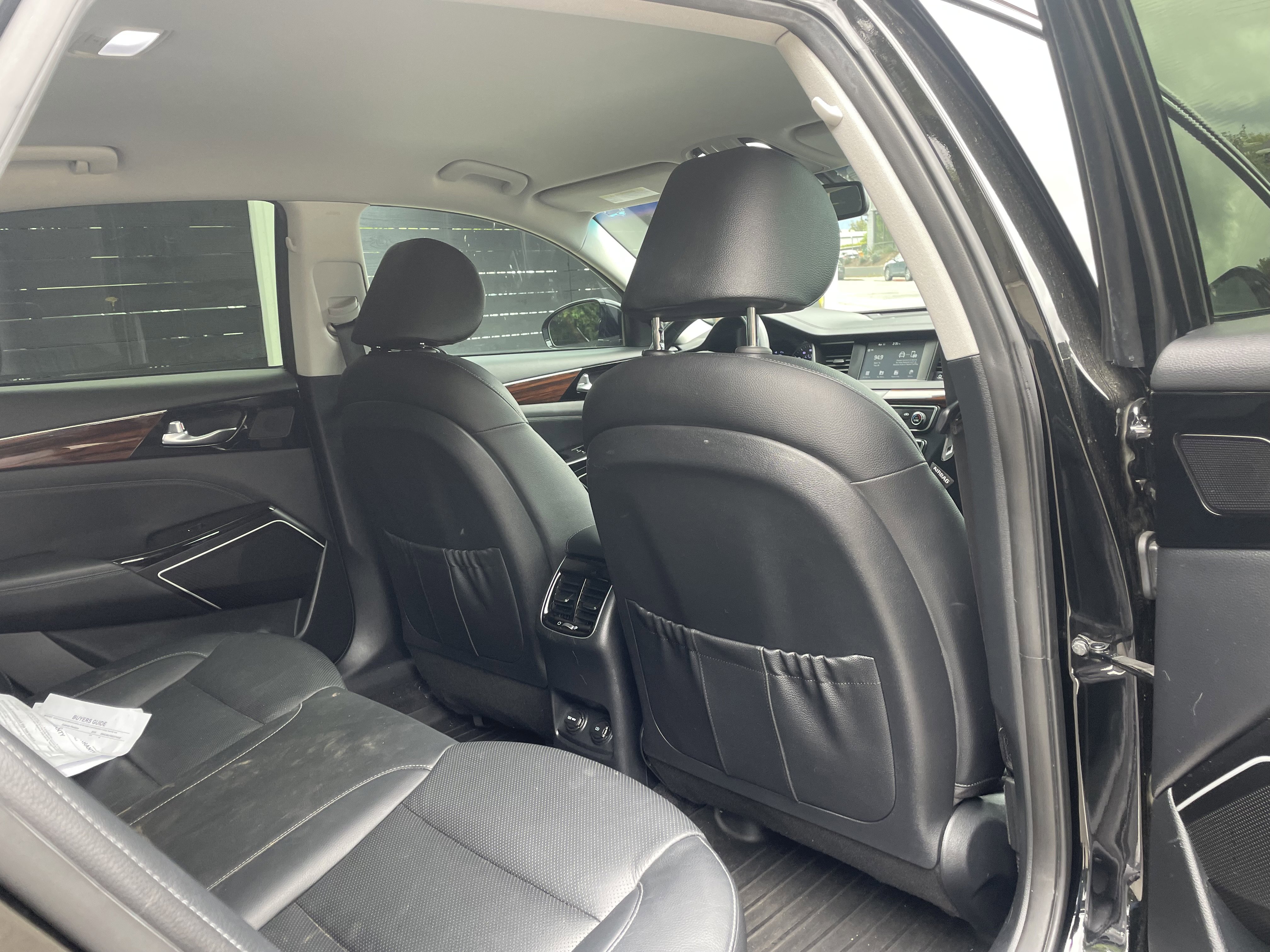 Used 2019 Kia Cadenza Premium image 8