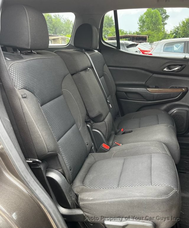 Used 2020 GMC Acadia SLE FWD image 16