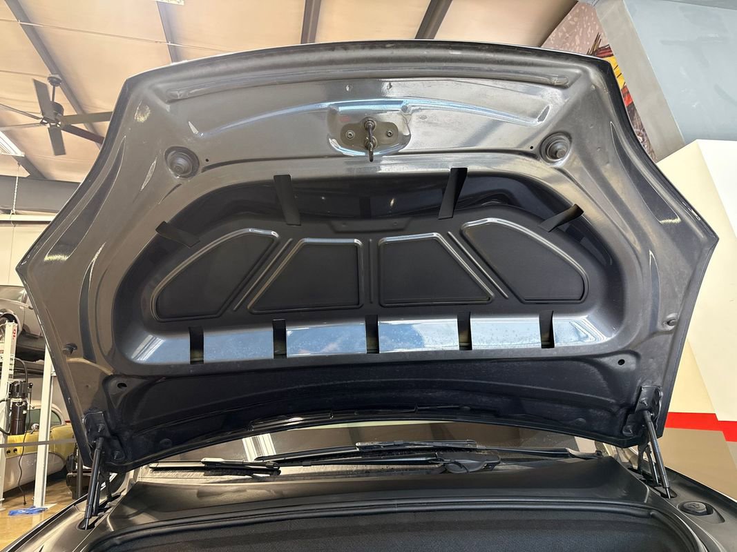 Used 2020 Tesla Model X image 55