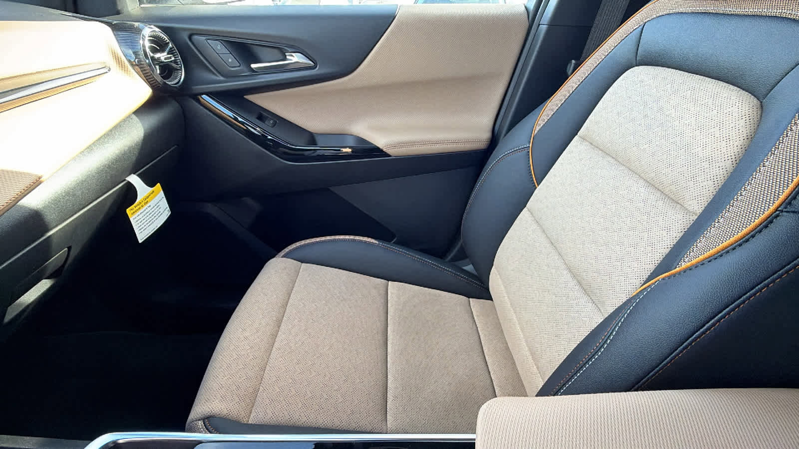 New 2026 Chevrolet Equinox ACTIV w/ Convenience Package III image 12