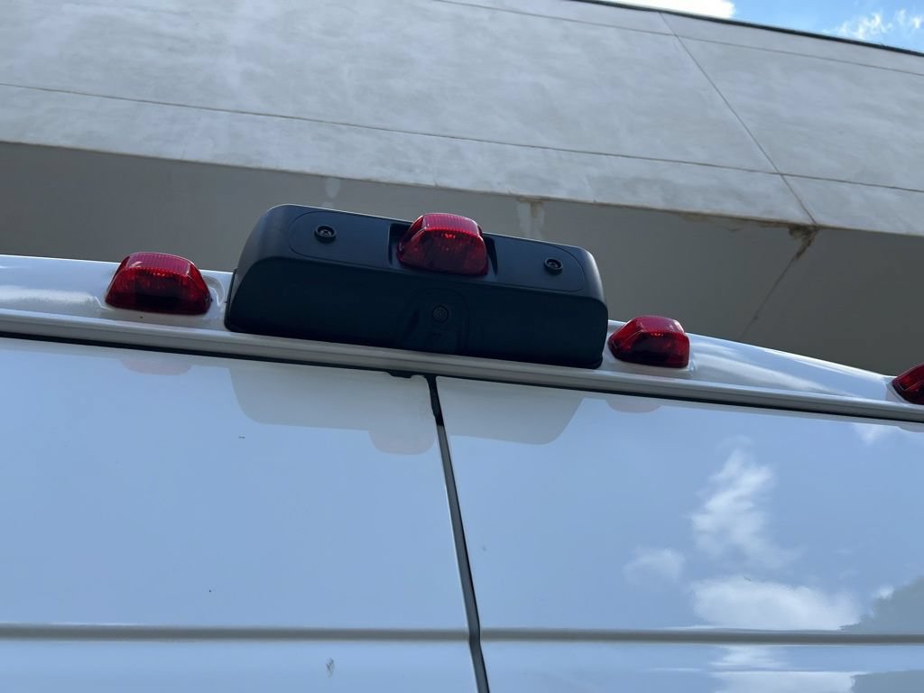 Used 2025 RAM ProMaster 2500 w/ Convenience Group FWD image 18