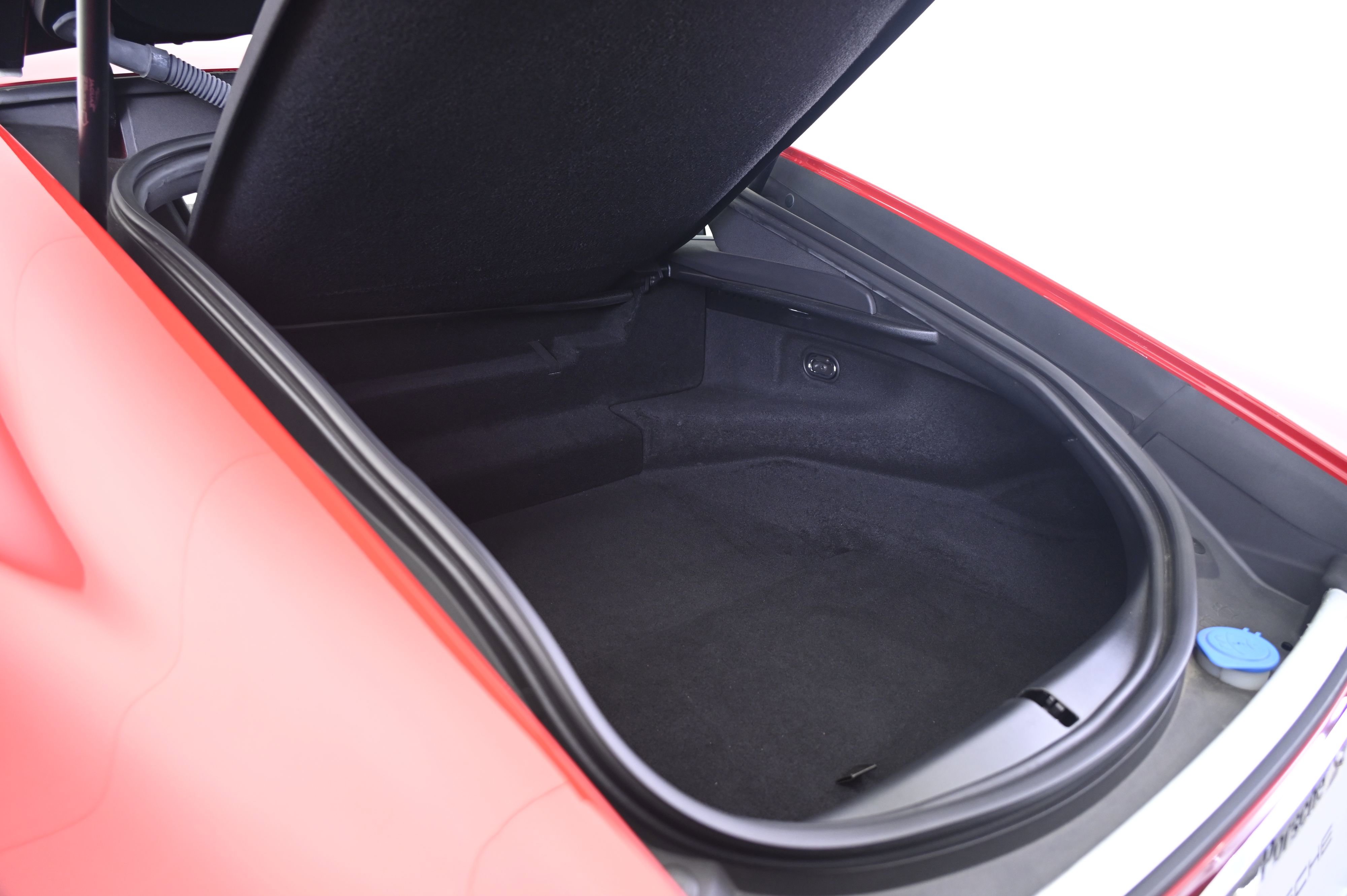 Used 2018 Jaguar F-TYPE Coupe image 15