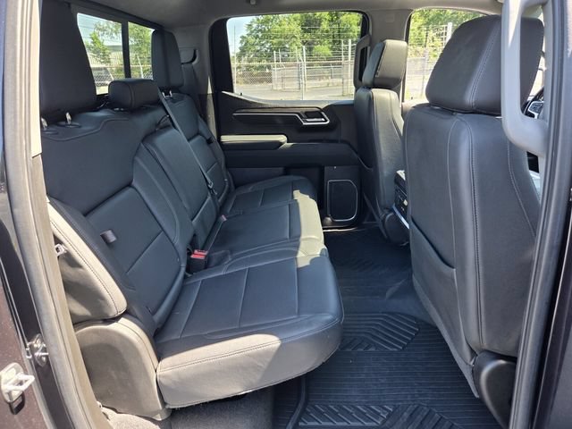 Used 2022 Chevrolet Silverado 1500 LTZ w/ LTZ Premium Package AWD/4WD image 15