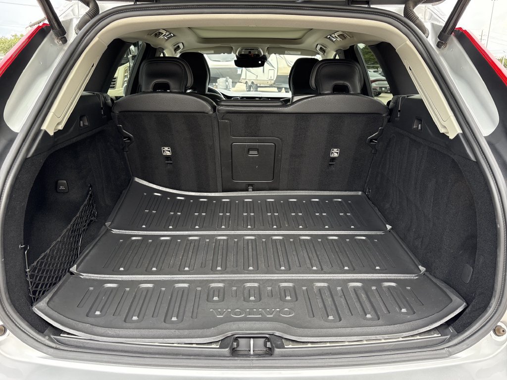 Used 2020 Volvo XC60 T5 Inscription FWD image 28