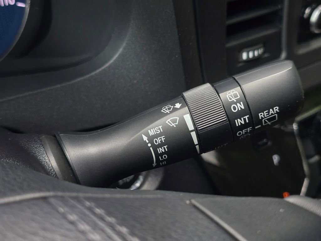 Used 2020 Toyota Sienna Limited image 33