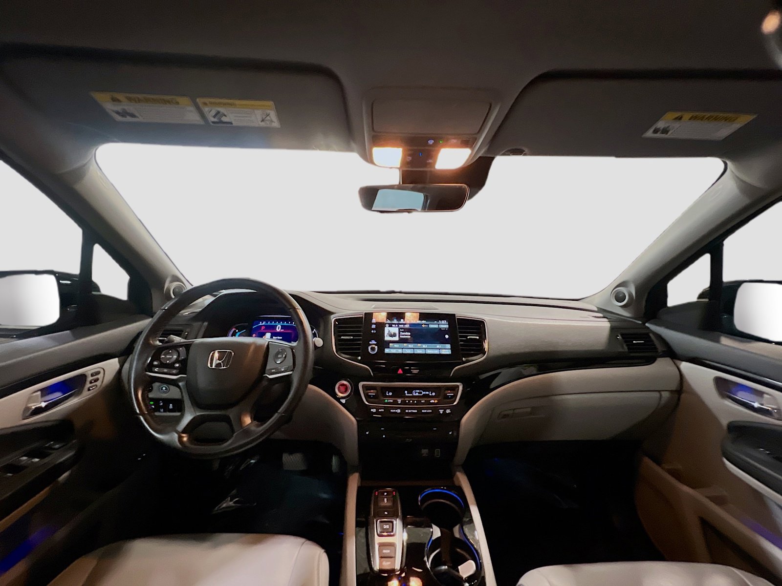 Used 2020 Honda Pilot Touring image 17