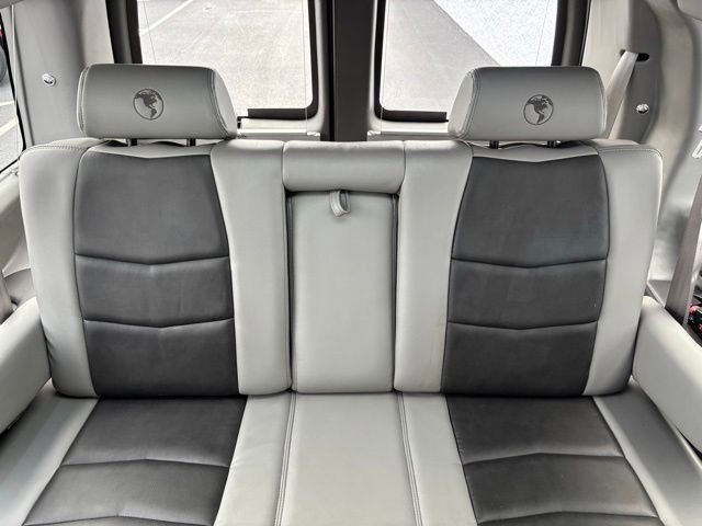 Used 2020 GMC Savana 2500 Extended w/ Enhanced Convenience Package RWD image 42