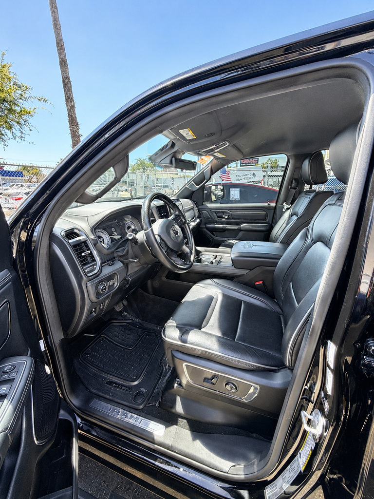 Used 2021 GMC Sierra 1500 Elevation w/ Preferred Package AWD/4WD image 6