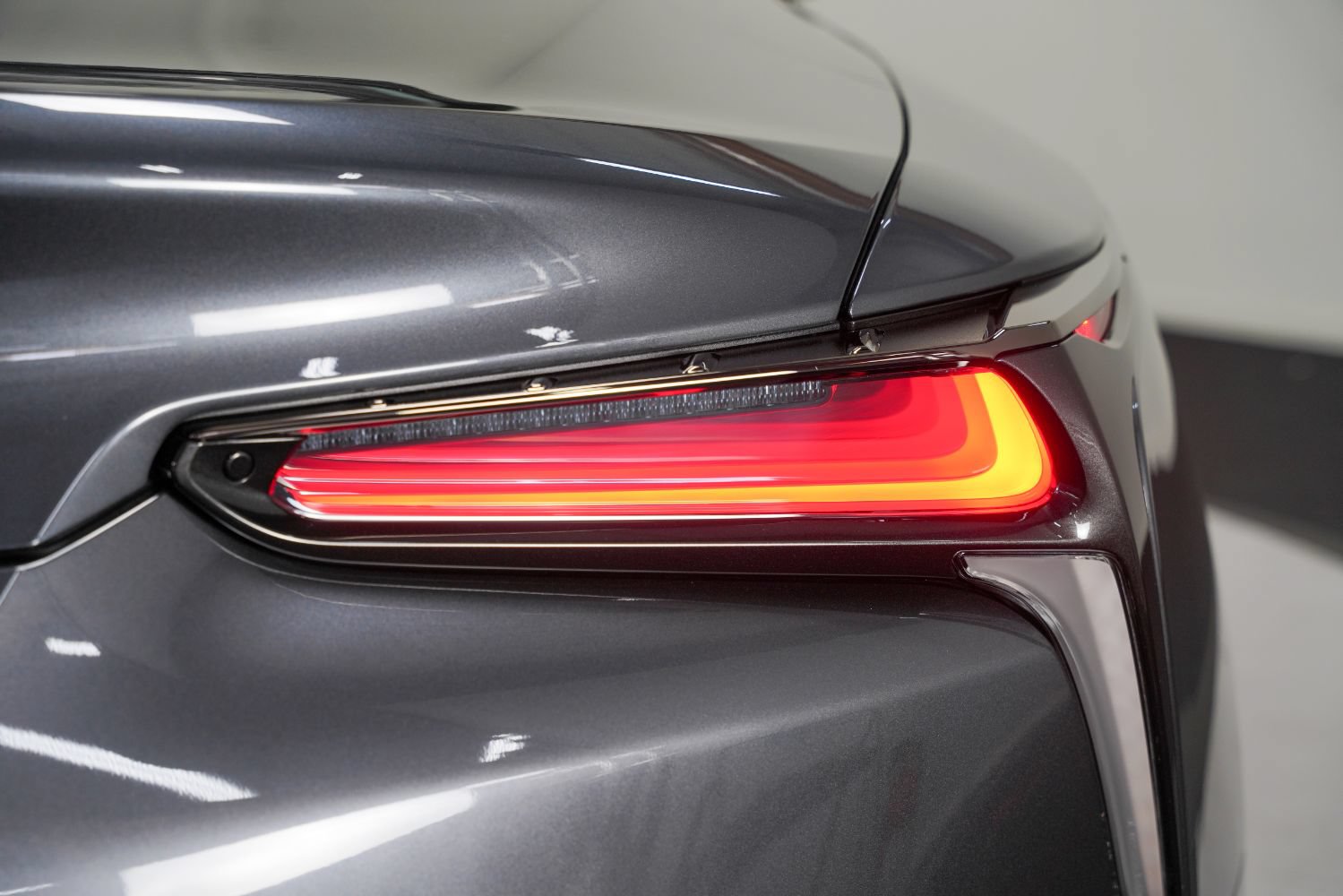 Used 2025 Lexus LC 500 Convertible w/ Bespoke Build Package RWD image 22