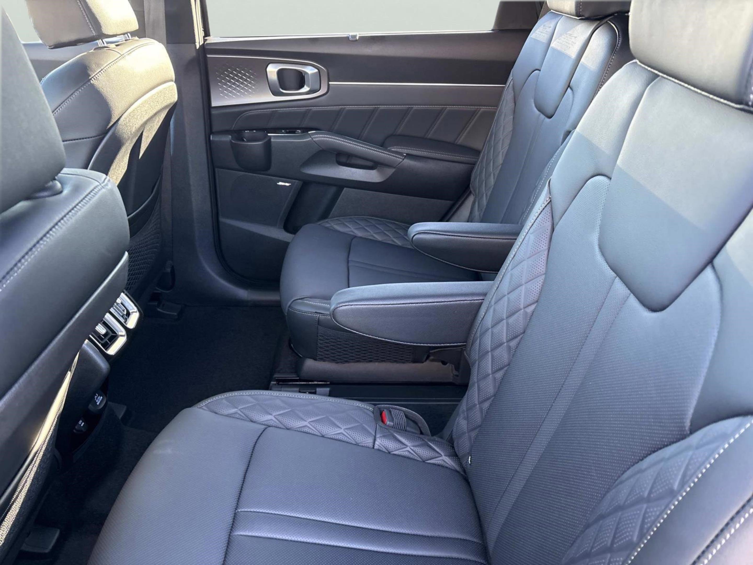 New 2026 Kia Sorento SX Prestige AWD/4WD image 13