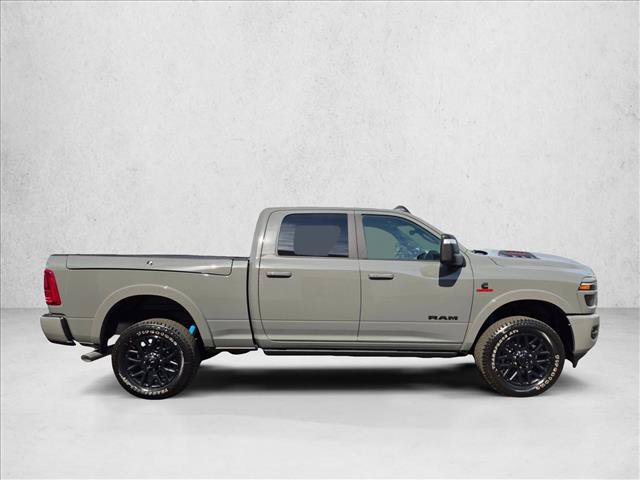 Used 2026 RAM 2500 Limited AWD/4WD image 4