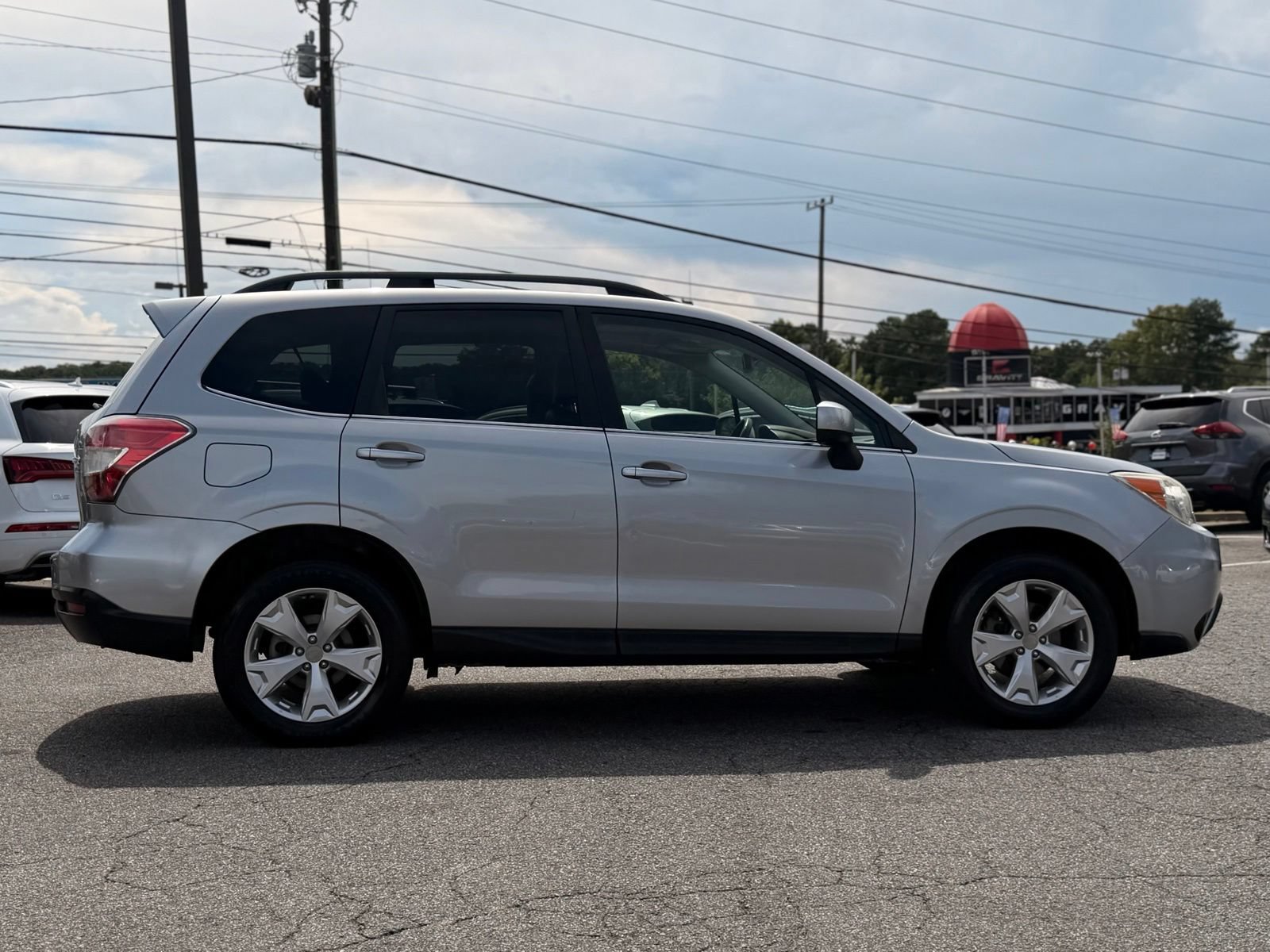 Used 2015 Subaru Forester 2.5i Limited AWD/4WD image 6