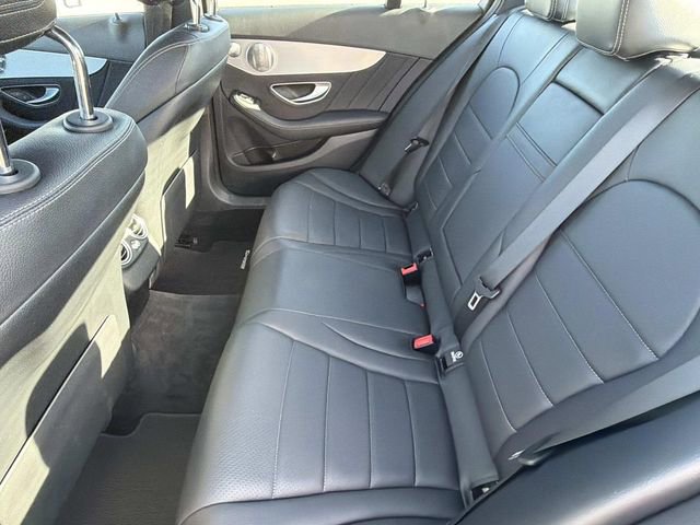 Used 2019 Mercedes-Benz C 300 Sedan image 17