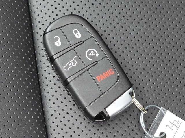 Used 2025 Dodge Durango GT image 40