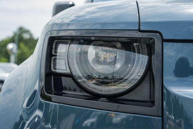 Used 2022 Land Rover Defender 110 SE AWD/4WD image 20