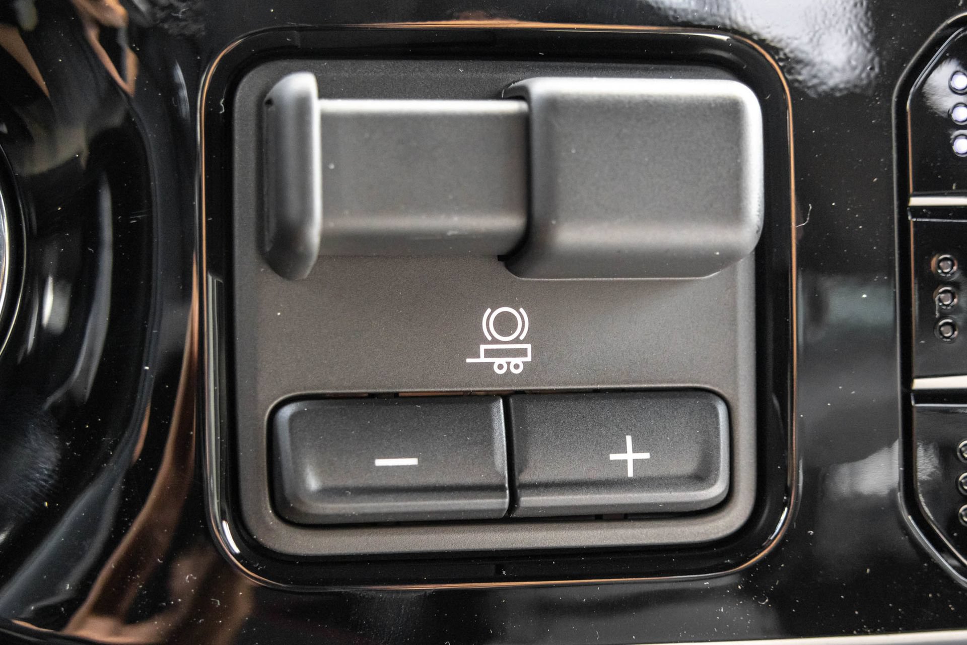 New 2026 Chevrolet Silverado 2500 ZR2 w/ LPO, Dark Essentials Package AWD/4WD image 29