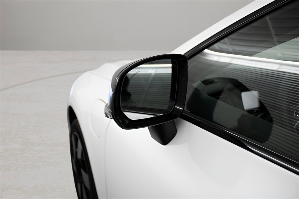 Used 2025 Volvo XC60 T8 Plus w/ Protection Package Premier image 8