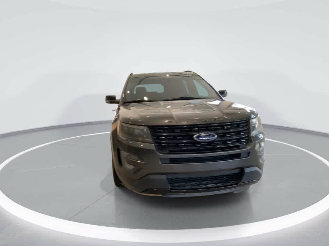 Used 2017 Ford Explorer Sport AWD/4WD image 3