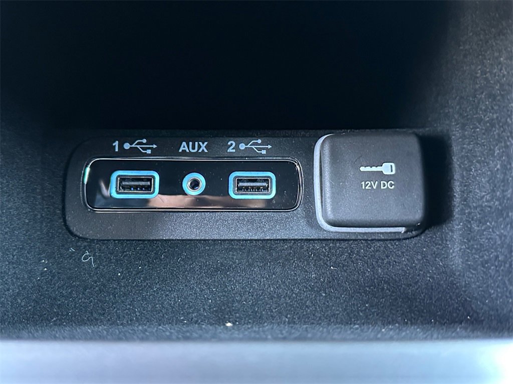 Used 2022 Jeep Grand Cherokee Limited image 27