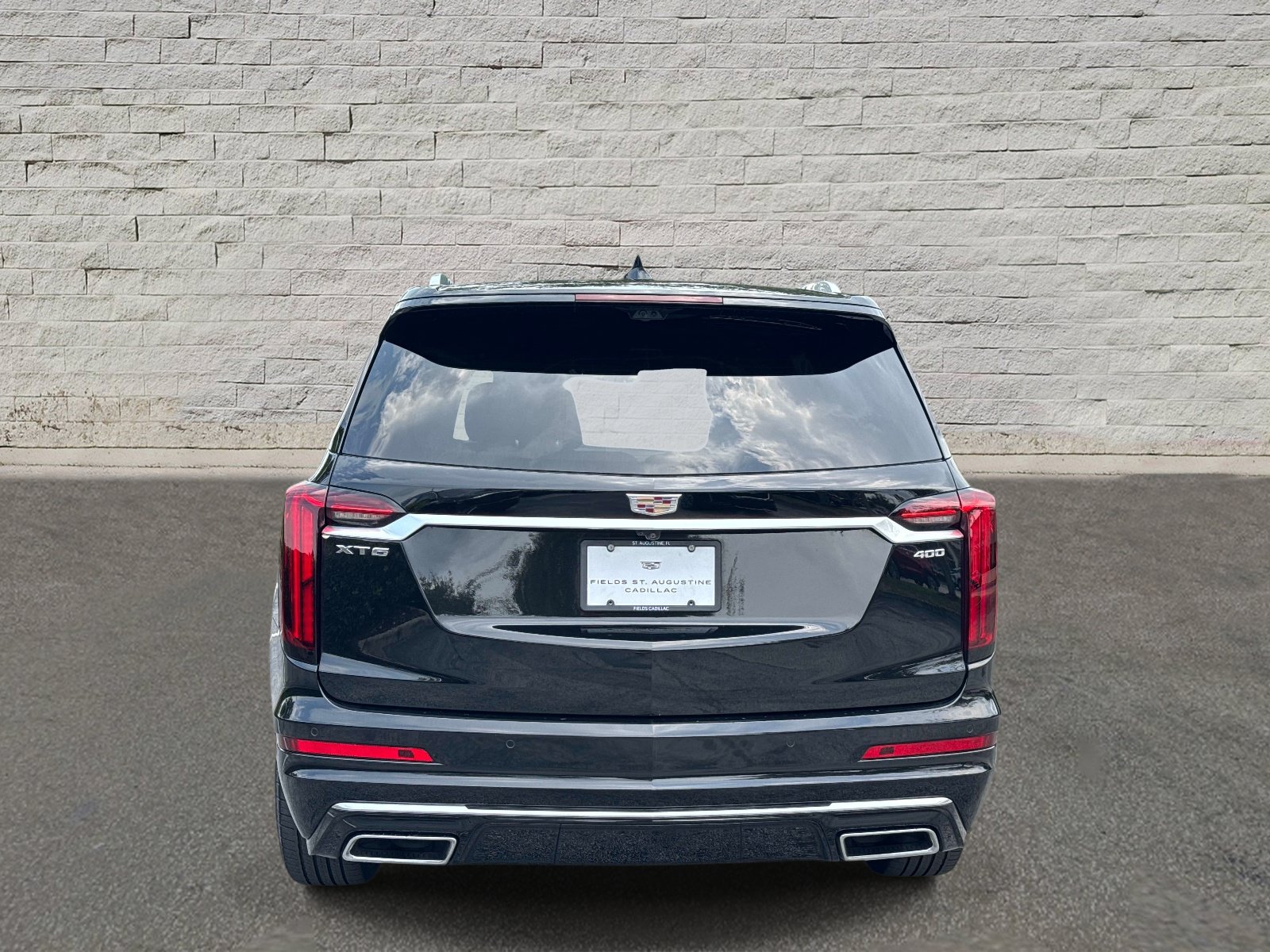 Certified 2024 Cadillac XT6 Premium Luxury w/ Technology Package FWD image 4