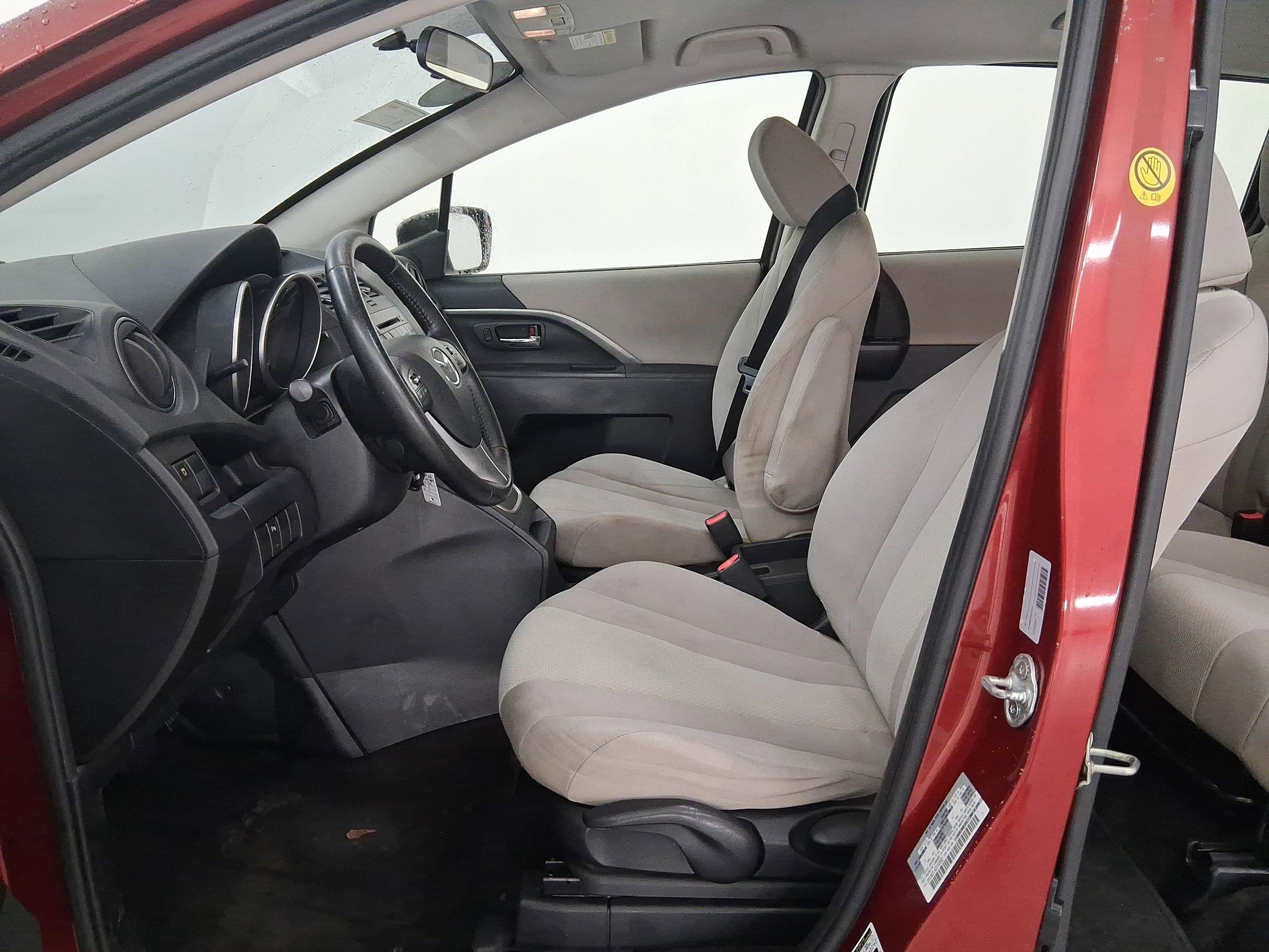 Used 2013 MAZDA MAZDA5 Touring image 5