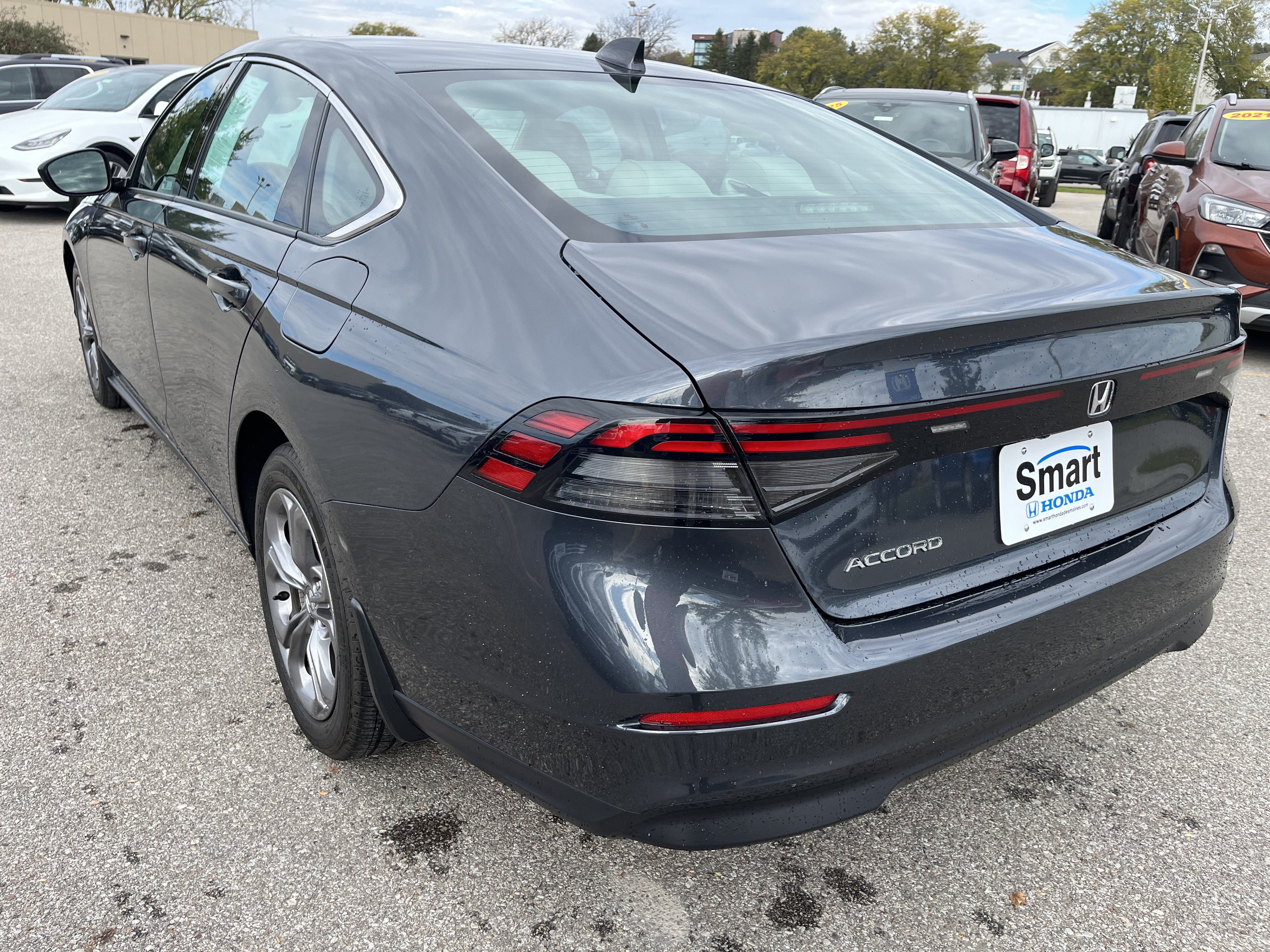 Used 2023 Honda Accord EX image 6