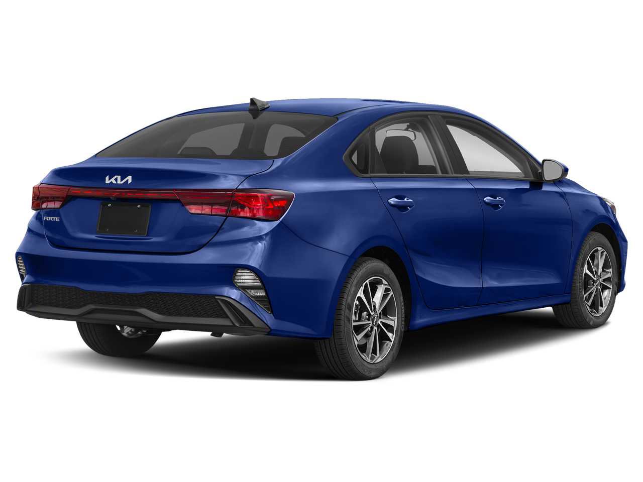 Used 2023 Kia Forte LXS image 2