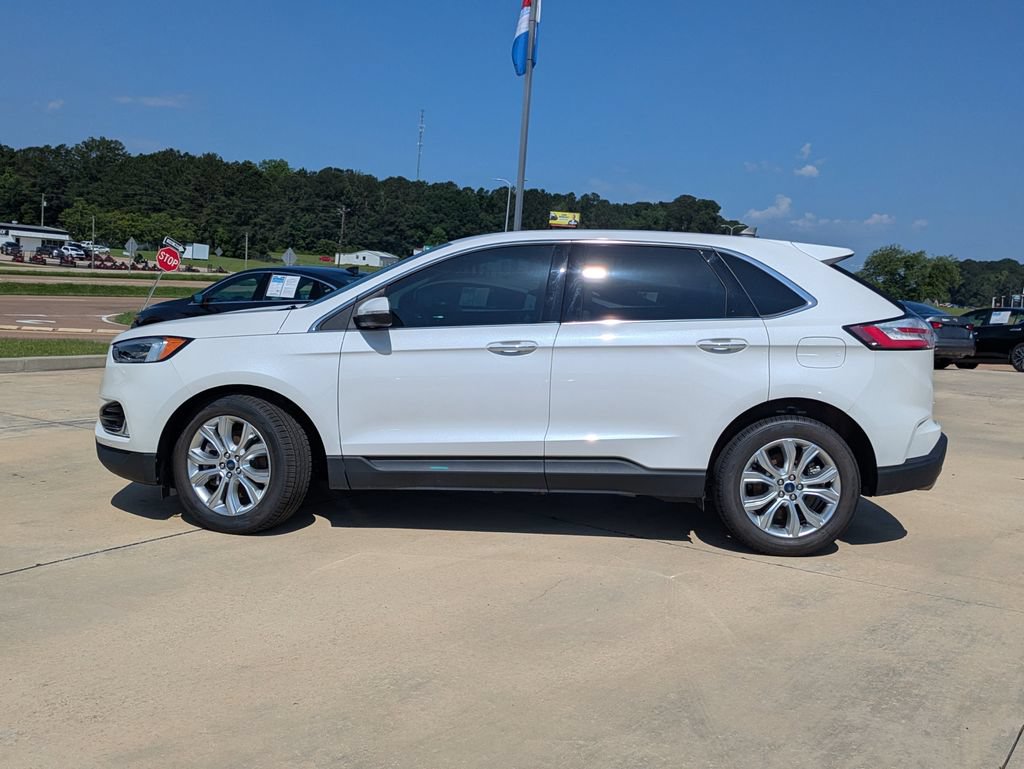 Used 2022 Ford Edge Titanium w/ Equipment Group 301A AWD/4WD image 5