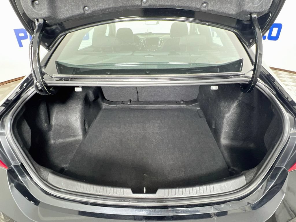 Used 2023 Chevrolet Malibu LT FWD image 29