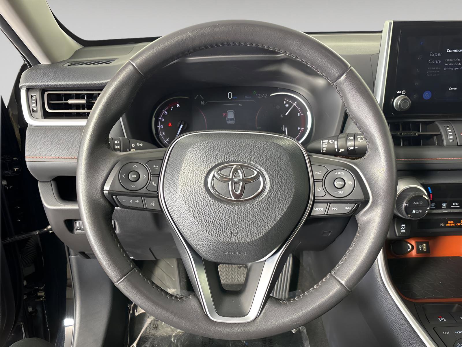 Used 2024 Toyota RAV4 Adventure image 18