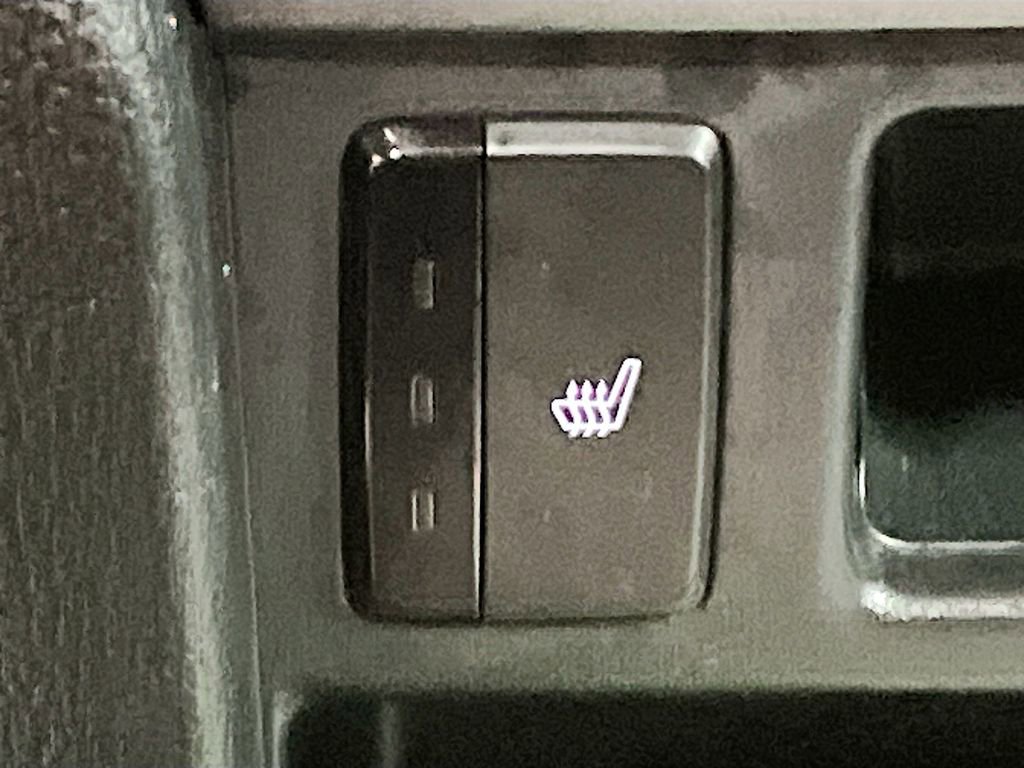 Used 2025 Honda Passport EX-L image 19