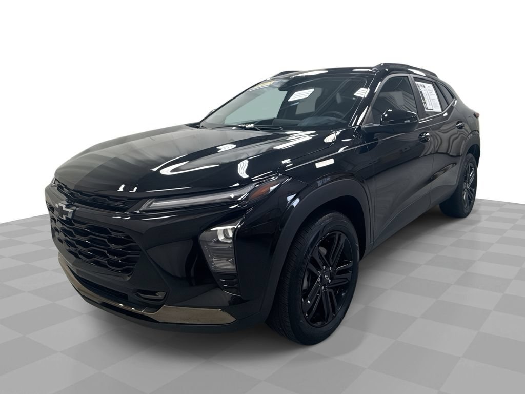 Certified 2024 Chevrolet Trax ACTIV w/ Driver Confidence Package FWD image 1
