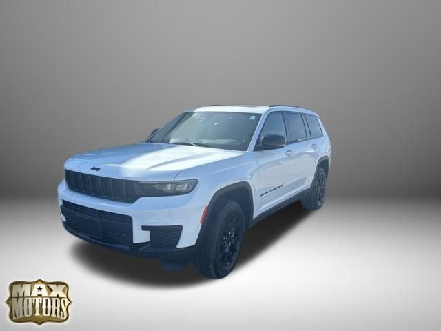 New 2025 Jeep Grand Cherokee L Altitude image 3