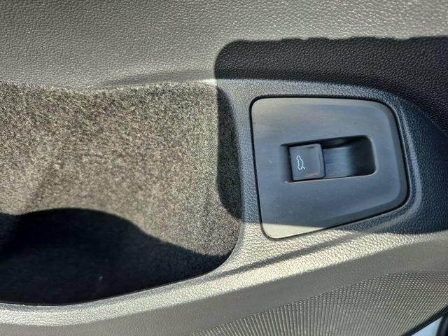 Used 2021 Volkswagen Tiguan SEL Premium R-Line AWD/4WD image 29