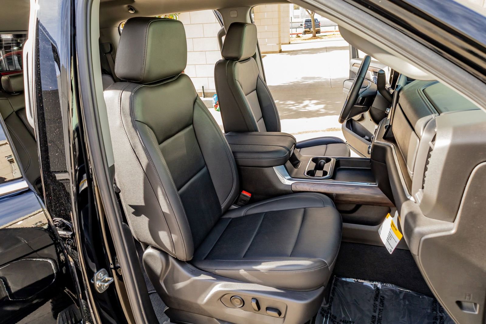 Used 2025 GMC Sierra 3500 SLT w/ Texas SLT Premium Package image 31