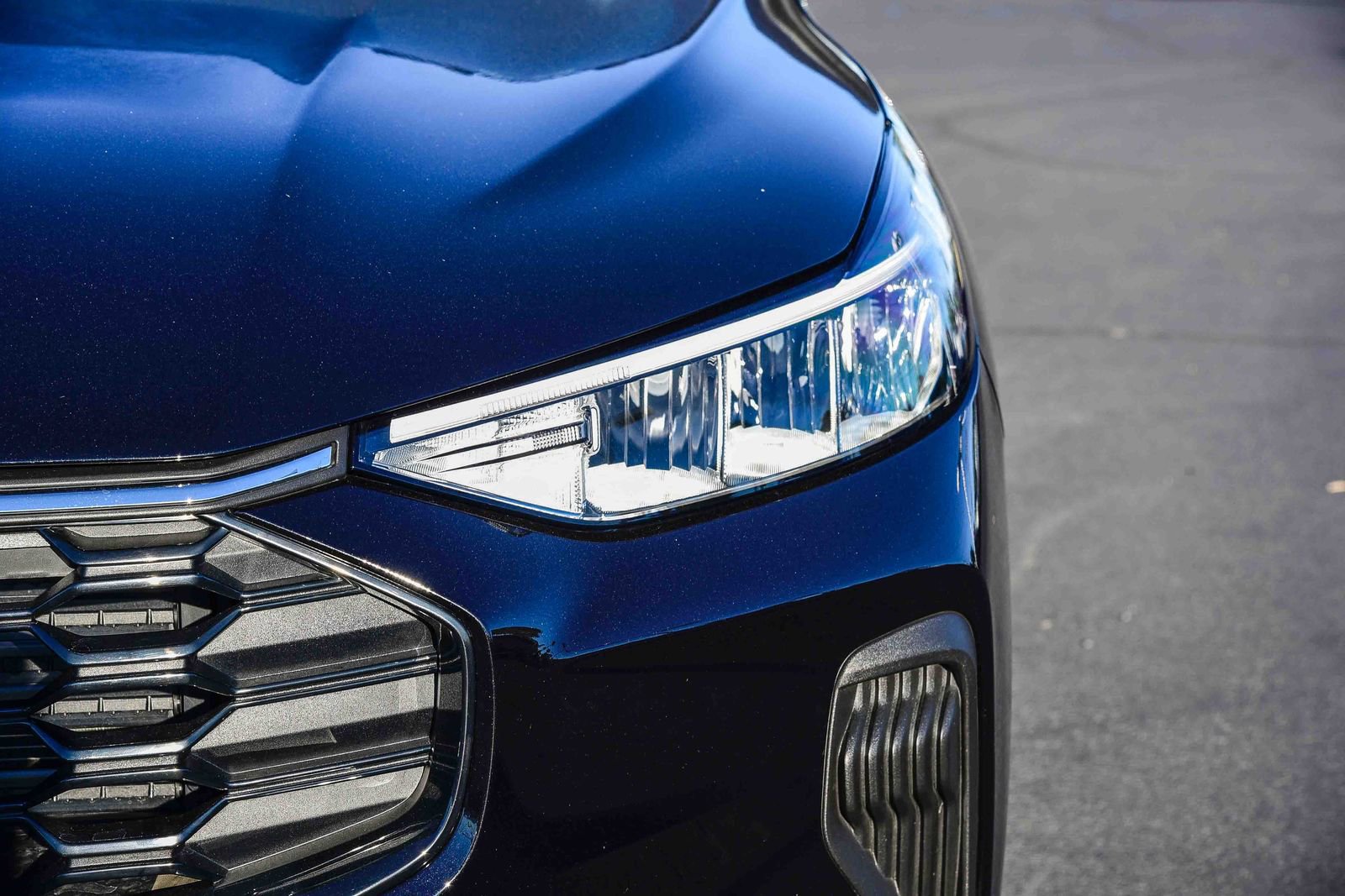 Used 2025 Ford Escape ST-Line w/ Equipment Group 301A image 10