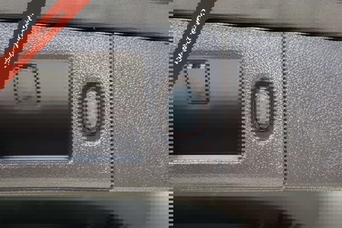 Used 2015 Chevrolet Tahoe LTZ image 34