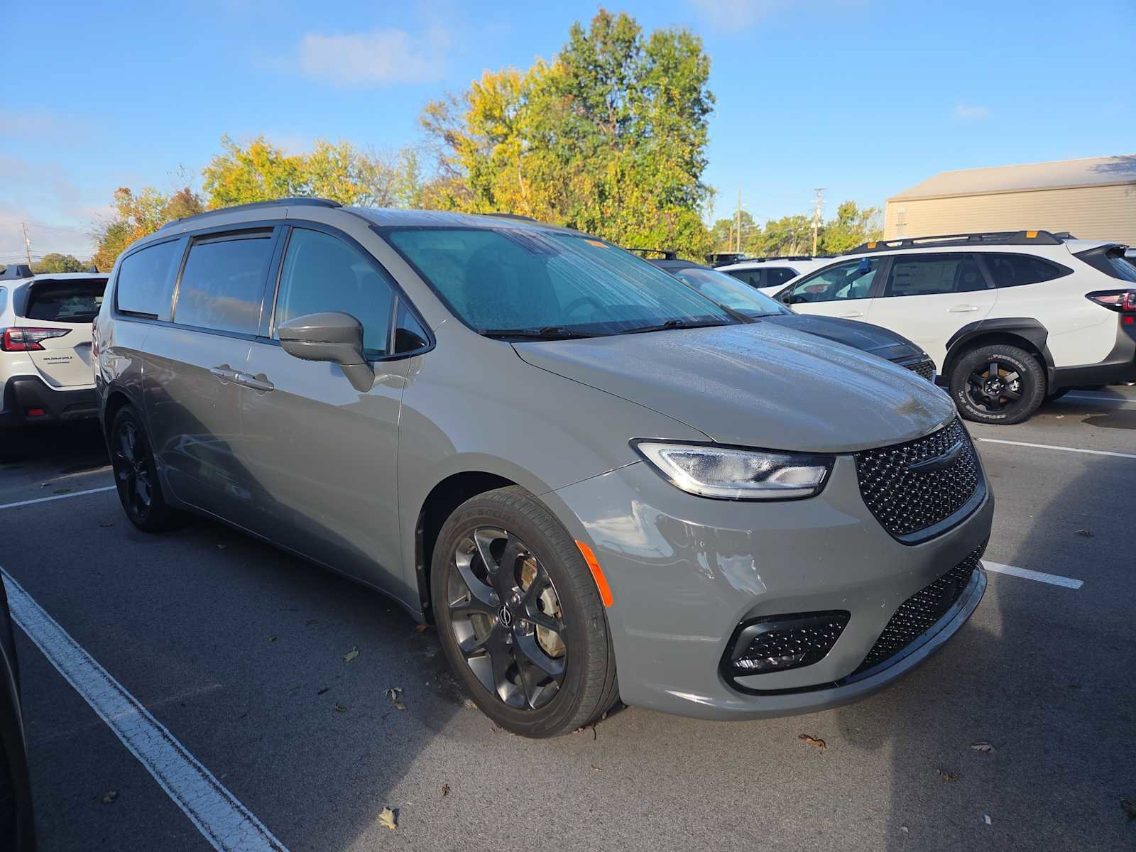 Used 2021 Chrysler Pacifica Touring w/ S Appearance Package