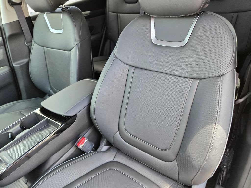 New 2026 Hyundai Tucson Limited FWD image 15
