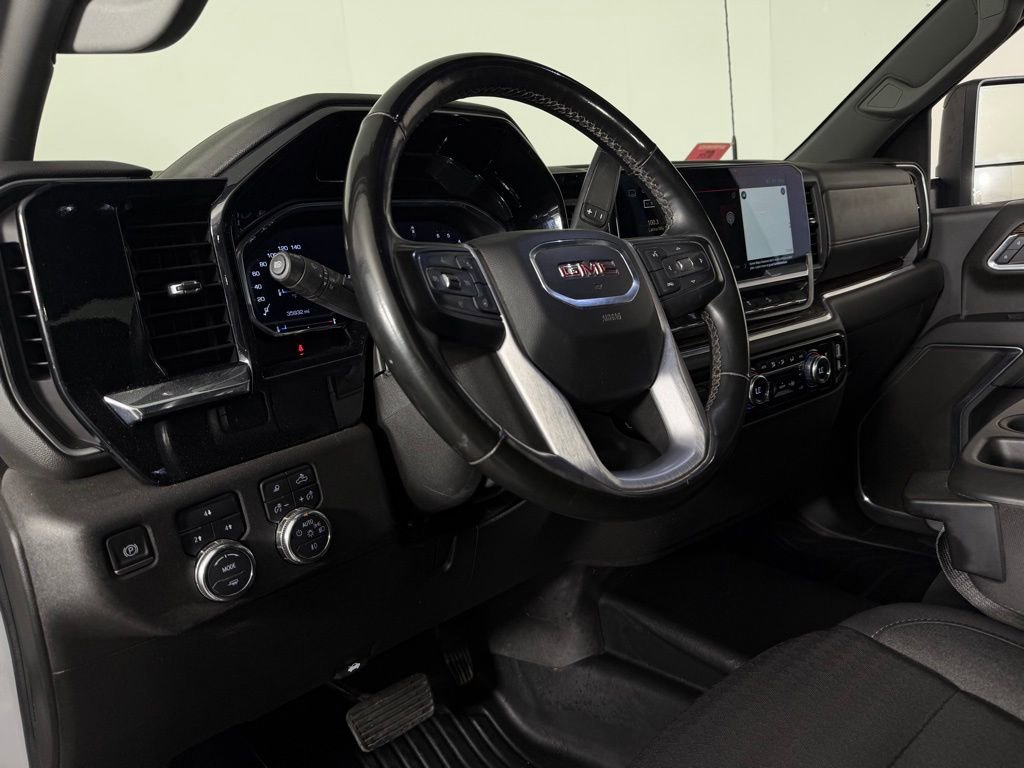 Used 2024 GMC Sierra 3500 SLE w/ SLE Convenience Package image 21