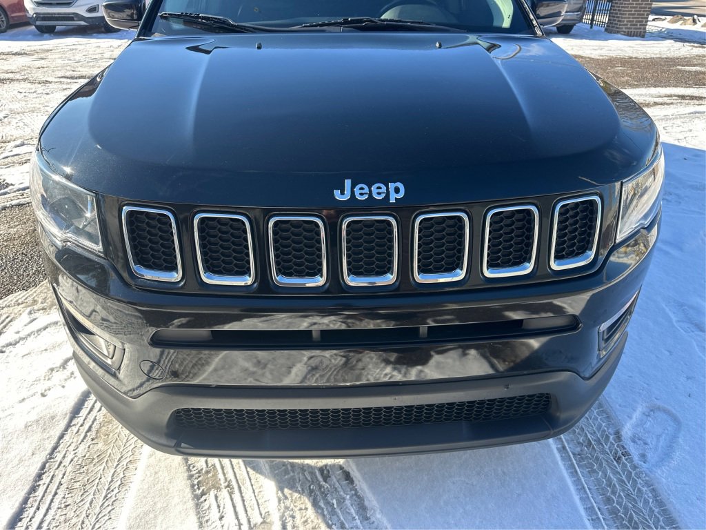 Used 2020 Jeep Compass Latitude w/ Popular Equipment Group image 13
