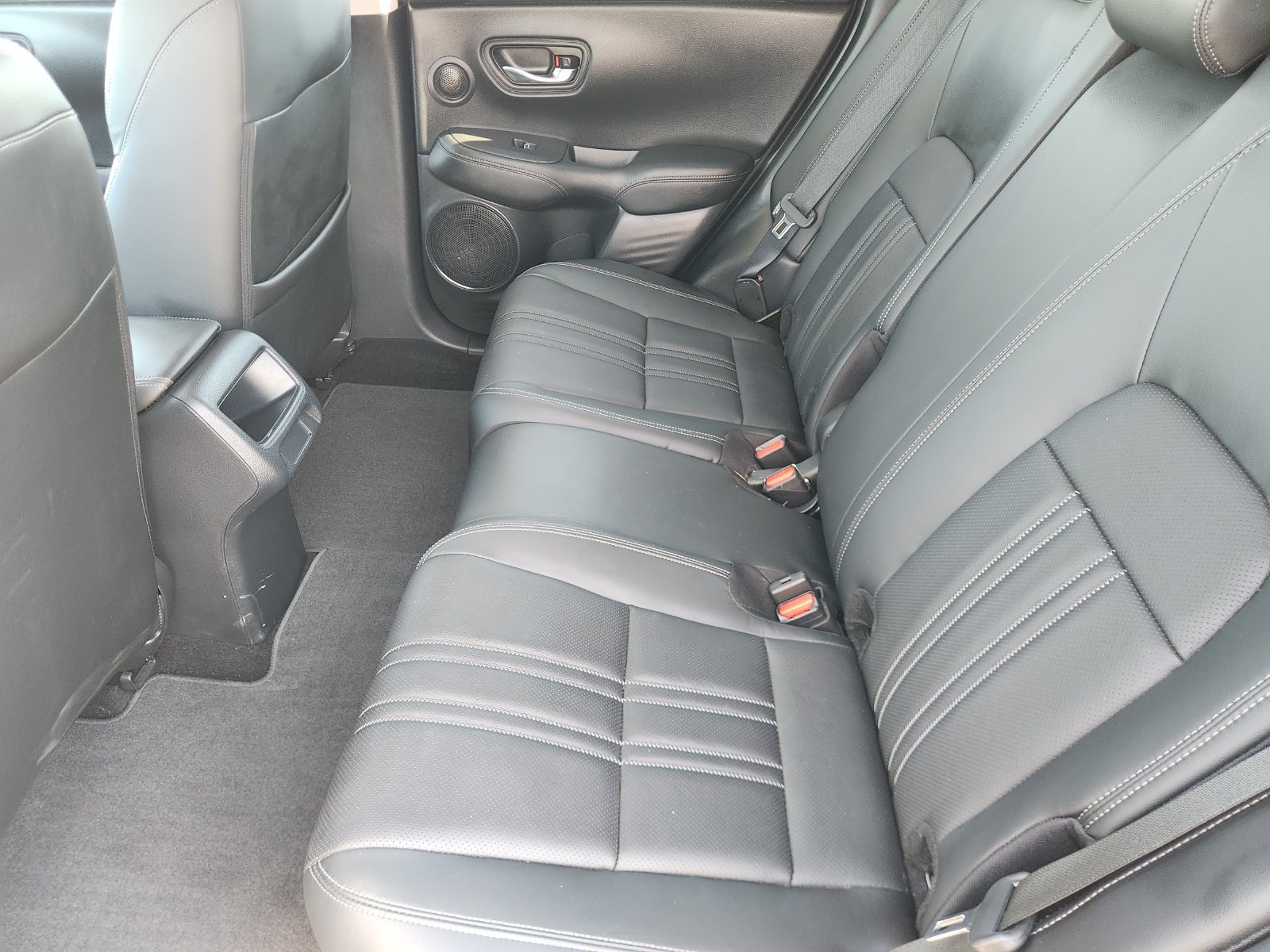 Certified 2024 Honda HR-V EX-L image 35
