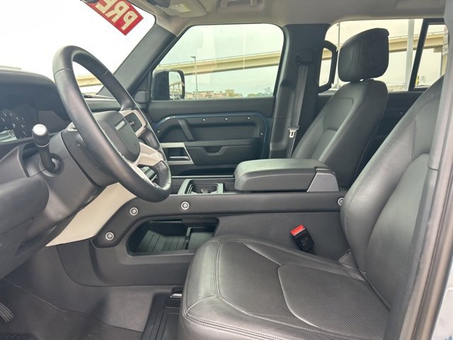 Used 2024 Land Rover Defender 110 S image 33