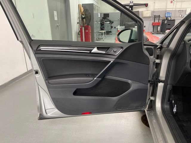 Used 2015 Volkswagen Golf SEL FWD image 26