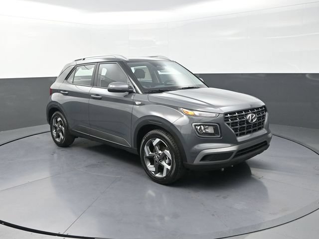 New 2026 Hyundai Venue SEL FWD image 2