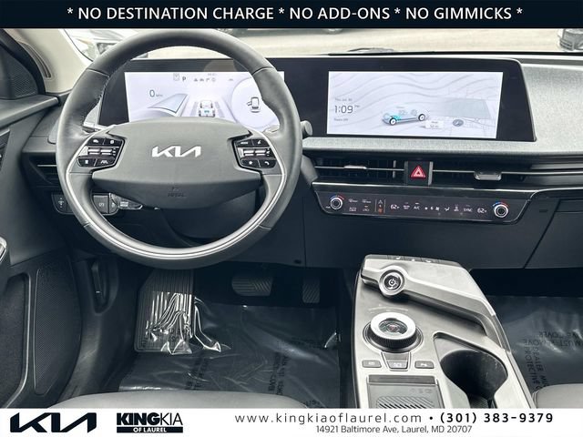 Used 2024 Kia EV6 Light AWD/4WD image 2