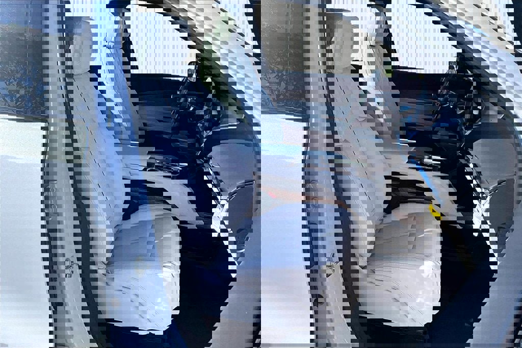 New 2026 Cadillac Vistiq Sport image 5