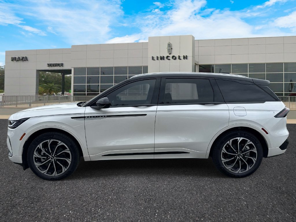 New 2026 Lincoln Nautilus Reserve AWD/4WD image 6